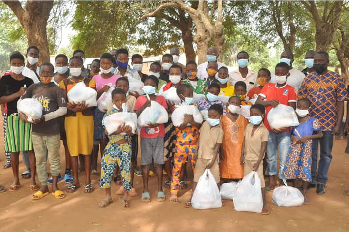 Kits alimentaires pour les fêtes de fin d’année 2021 Avetsedome